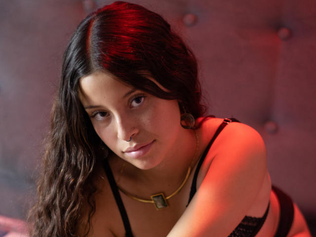 EmilyDarks - Live porn &amp; sex cam - 21433426