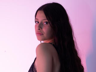 EmilyDarks - Live Sex Cam - 21433458