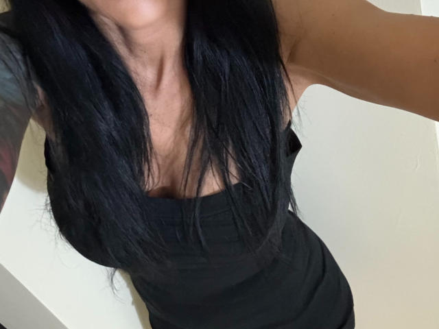 AndraD - Live sex cam - 21435870