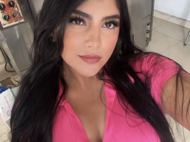 ElectraTaylor - Live sex cam - 21444954
