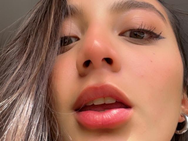 DianaFernandezz - Live porn &amp; sex cam - 21445226