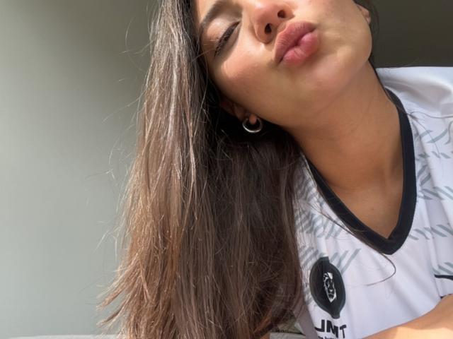 DianaFernandezz - Live porn &amp; sex cam - 21445274