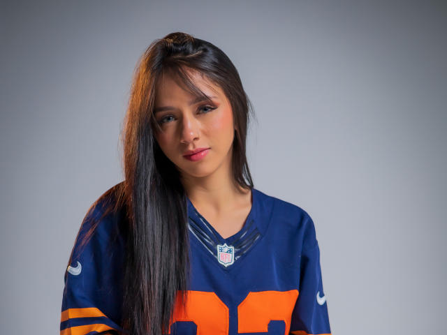 KloeThompson - פורנו בשידור חי ומצלמת סקס - 21463847