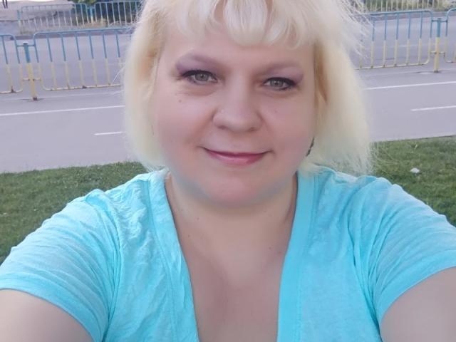 BeverlyCynia - Live sex cam - 21466420