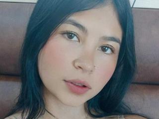 YuliAmaya - Live Sex Cam - 21467035