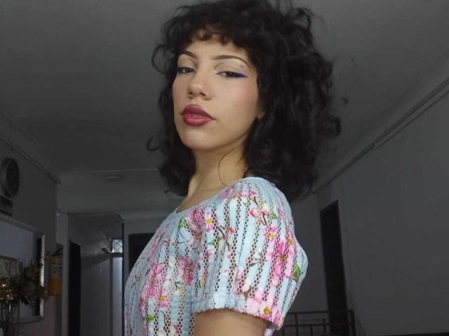 AngelicaHills - Live Sex Cam - 21474581