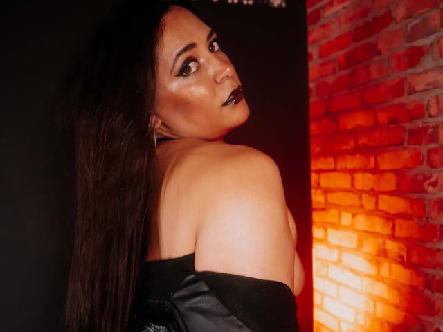 BiiancaCos - Porno na żywo i seks kamera - 21475197