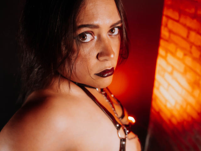 BiiancaCos - Live sex cam - 21475213