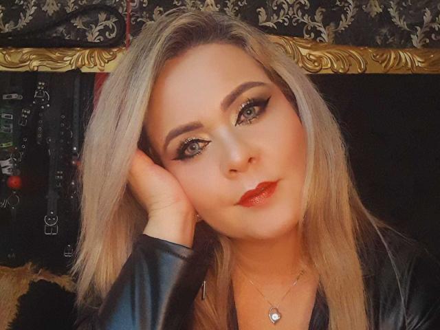 VictoriiaGray - Live porn &amp; sex cam - 21476836