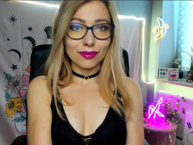 HeartHeidi - Live porn &amp; sex cam - 21477257