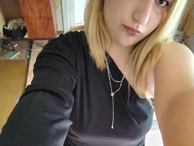 BryanAndEvelyn - Sexe cam en vivo - 21477717