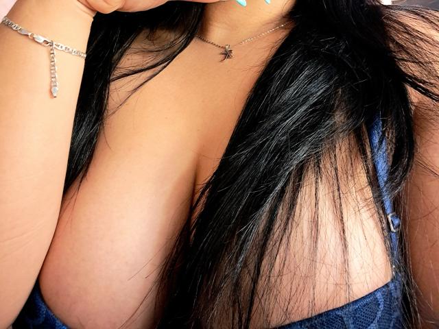 VivianaThomson - Live sex cam - 21478729