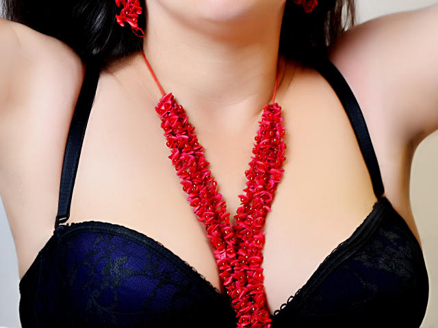 PriscillaHotMature - Live Sex Cam - 21478937