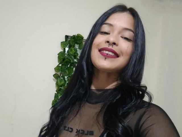 MackenzieGray - Live sex cam - 21487833