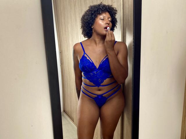 StefyRoldans - Live Sex Cam - 21504749