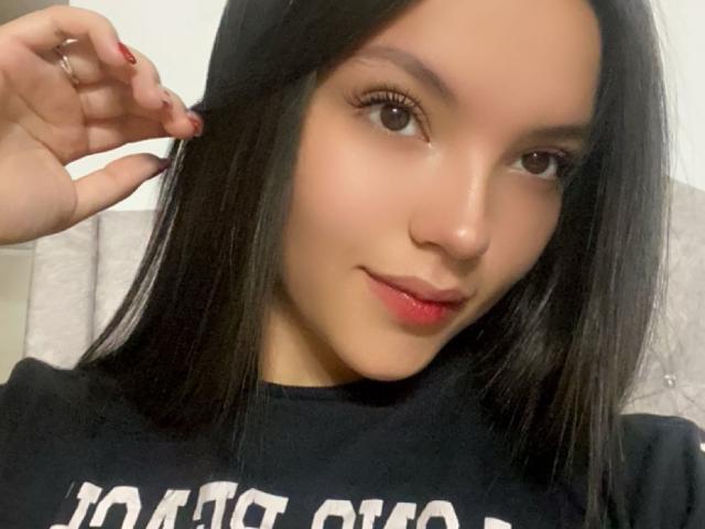 IssaPuasini - Live porn &amp; sex cam - 21506425