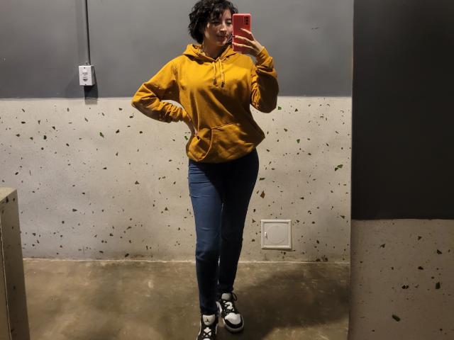 GabrielaMoore - Live sexe cam - 21511233