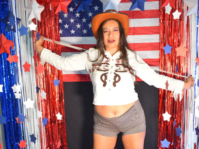 MiaCallie - Live Sex Cam - 21518773