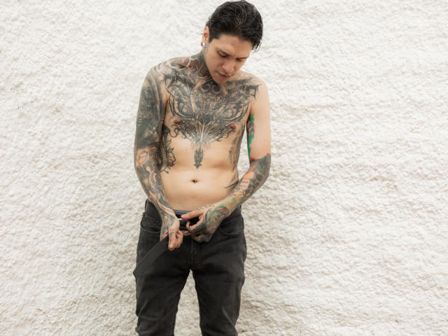 MadInkman - Live Sex Cam - 21519237