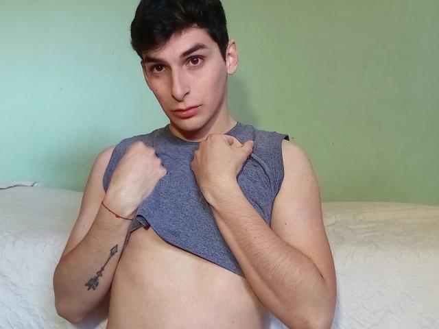 Alexxii - Live sex cam - 21520097