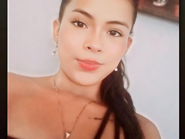 SaraYepez - Live sex cam - 21520189