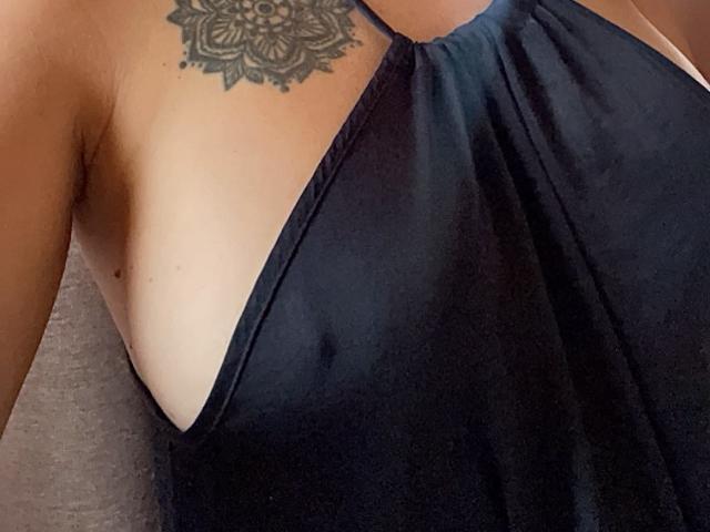 Misstyk - Live porn &amp; sex cam - 21522409