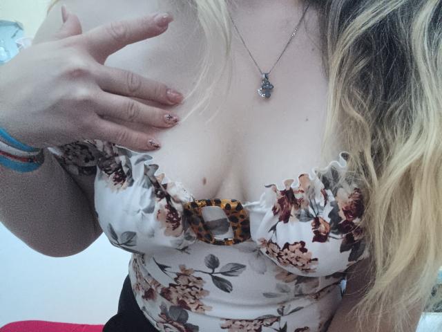 Leiliia - ライブポルノ&amp;セックスカム - 21529905