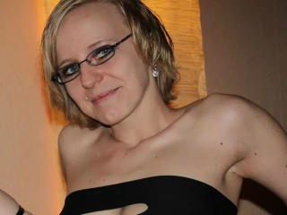 Glory-Glasses-hot - Live sexe cam - 21539481