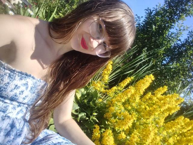 KiraGoldens - Live porn &amp; sex cam - 21541585