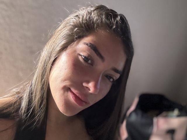 SharonKlart - Live sexe cam - 21541917