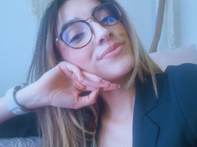 AdharaCooper - Live sex cam - 21544149