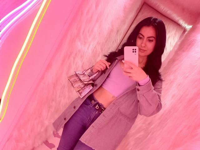 SarahLuna - Live sex cam - 21549505