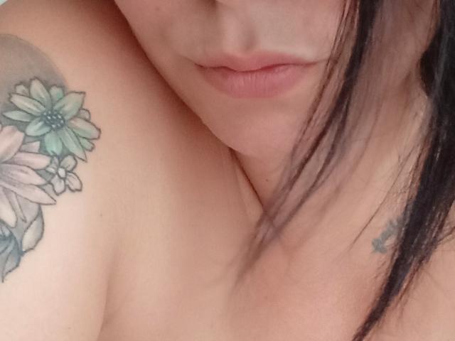 BiaSexy69 - Live sex cam - 21551917