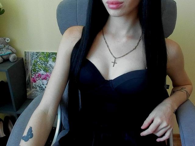 Marletta - Live Sex Cam - 21551937