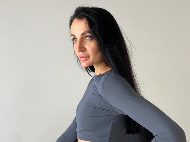 TinaReyes - Sexe cam en vivo - 21554733