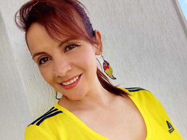 MilenaHott69 - Live Sex Cam - 21555833
