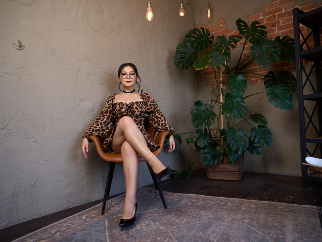 NicoleBriggs - Live Sex Cam - 21559597