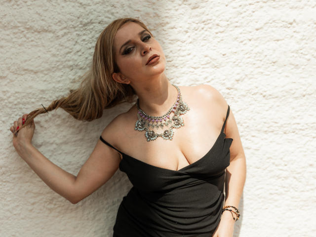 LindseyOlson - Live sex cam - 21560389