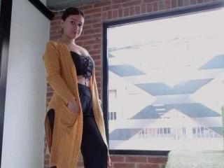 AnnaParisi - Live sex cam - 21560625
