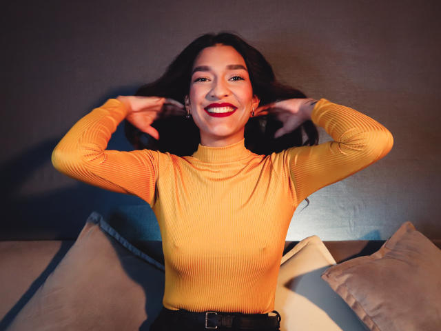 ElyWhitee - Live porn &amp; sex cam - 21564189