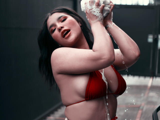 AvrillThomas - Live porn &amp; sex cam - 21569801