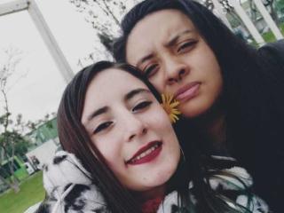 KatAndCharlotte - Live Sex Cam - 21572629