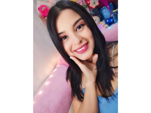 TalianaSquirt - Live porn &amp; sex cam - 21575725