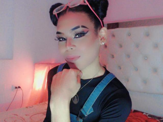 Nicole69Ts - Sexe cam en vivo - 21575969