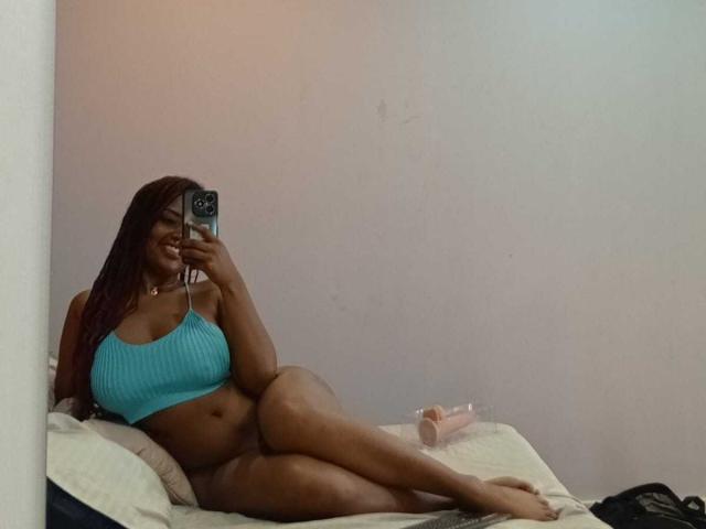 CindyRousse - Live sex cam - 21582337