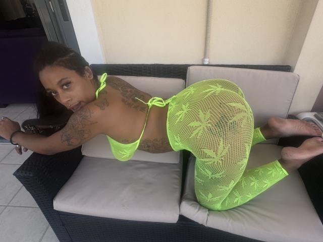 HotSimone69 - Sexe cam en vivo - 21583465