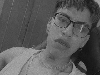 SebastianLeeymond - Live sex cam - 21585973