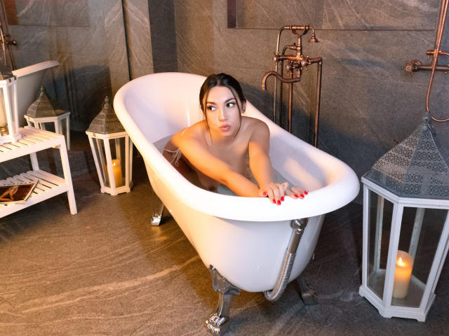 MiaReed - Live sex cam - 21587565