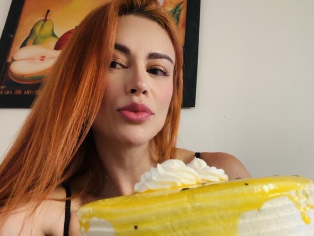 Leahred - Live sex cam - 21597697