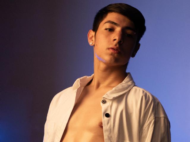 DarkJonas - Live Sex Cam - 21599673